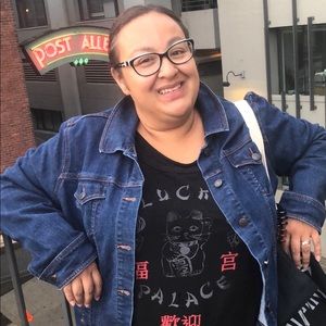 Meet your Posher, Evelyn